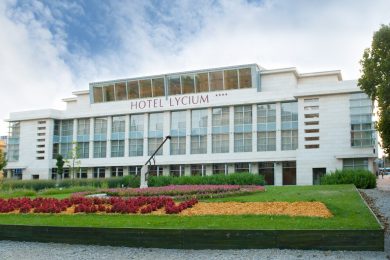 Újranyitnak egy tavaly bezárt hotelt Debrecenben